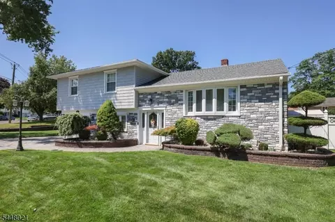 118 Liberty St, Clark, NJ 07066