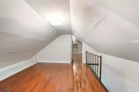 Entry Way - 102 Runyon Ave, Middlesex, NJ 08846 photo 3 of 3
