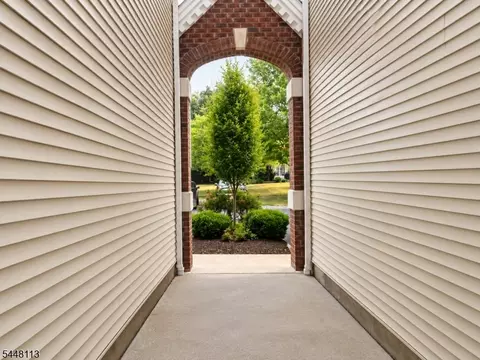 Entry Way - 810 Firethorn Dr #E2, Union, NJ 07083 photo 1 of 1