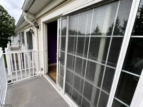 Exterior - 810 Firethorn Dr #E2, Union, NJ 07083 photo 4 of 4
