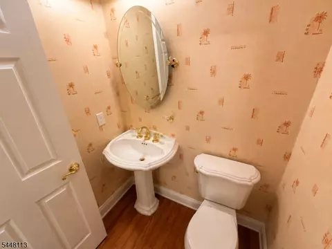 Bath - 810 Firethorn Dr #E2, Union, NJ 07083 photo 3 of 3