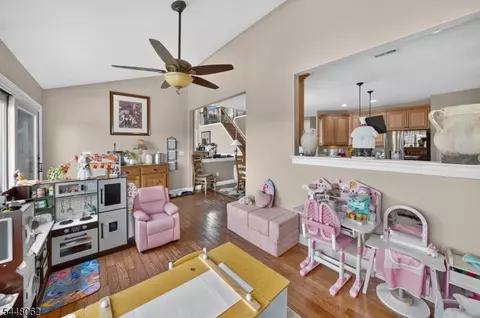 Entry Way - 50 Albert Dr, Clinton, NJ 08809 photo 2 of 5