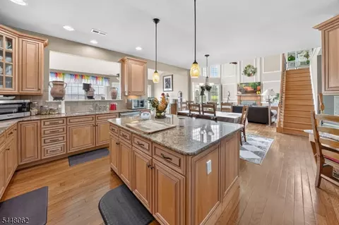 Kitchen - 50 Albert Dr, Clinton, NJ 08809 photo 1 of 2
