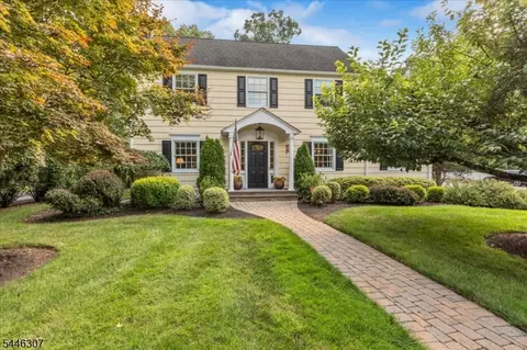 567 Lawrence Ave, Westfield, NJ 07090