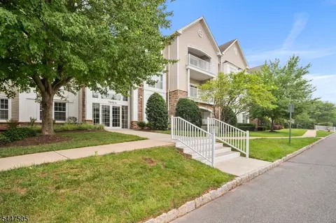 7104 Westover Way, Somerset, NJ 08873