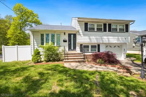 92 Cornell Ave, Rahway, NJ 07065