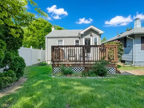 105 Lower Rd, Linden, NJ 07036