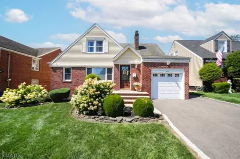 366 Minute Arms Rd, Union, NJ 07083