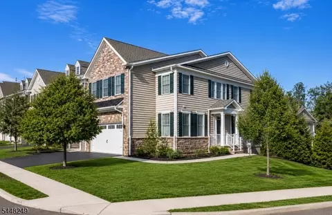 38 Wilson Dr, Morristown, NJ 07960