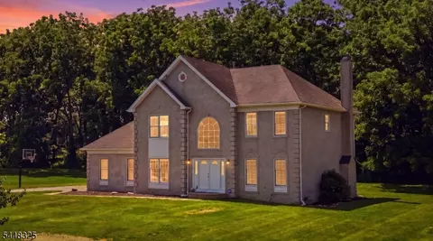 109 Willever Way, Stewartsville, NJ 08886