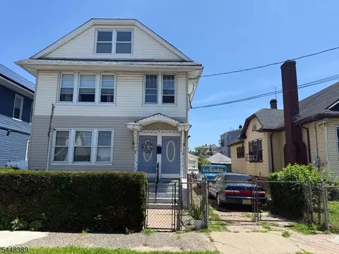 509 E 31st St, Paterson, NJ 07504