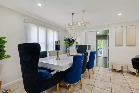 Dining - 981 Carnegie Ave, Plainfield, NJ 07060 photo 1 of 2