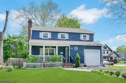 Exterior - 981 Carnegie Ave, Plainfield, NJ 07060 photo 2 of 6