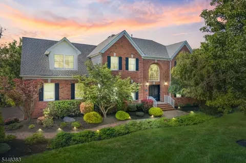 93 Hills Dr, Belle Mead, NJ 08502