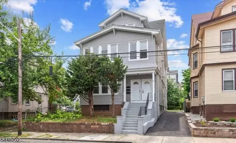 111-113 Huntington Ter, Newark, NJ 07112