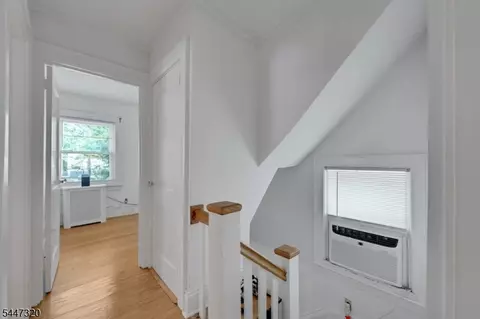 Entry Way - 434 E 3rd Ave, Roselle, NJ 07203 photo 6 of 7