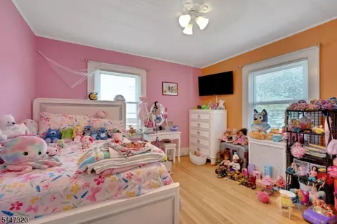 Bedroom - 434 E 3rd Ave, Roselle, NJ 07203 photo 2 of 4