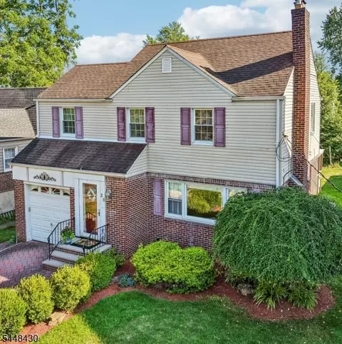 28 Johnson Ave, Teaneck, NJ 07666