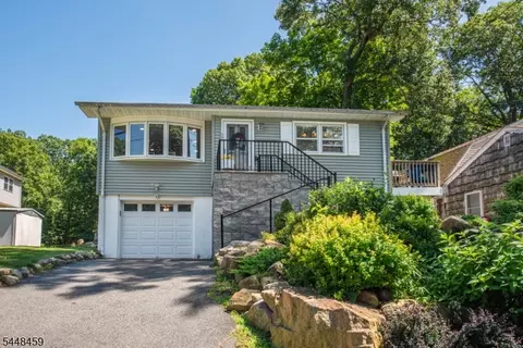 35 Erie Ave, Rockaway, NJ 07866