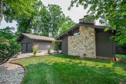 10 Reed Ct, Wayne, NJ 07470 photo 3