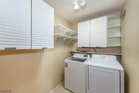 10 Reed Ct, Wayne, NJ 07470 photo 25