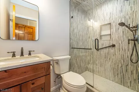 10 Reed Ct, Wayne, NJ 07470 photo 19