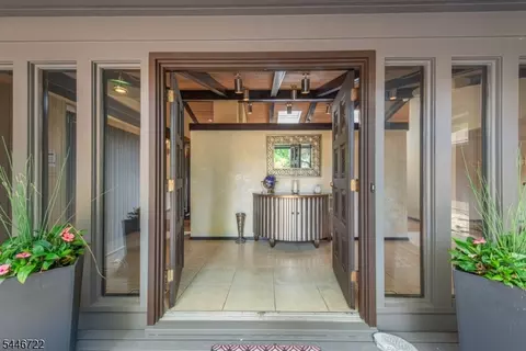 10 Reed Ct, Wayne, NJ 07470 photo 4