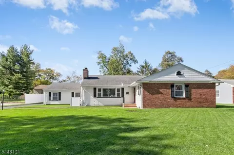 217 Robin Hood Rd, Mountainside, NJ 07092