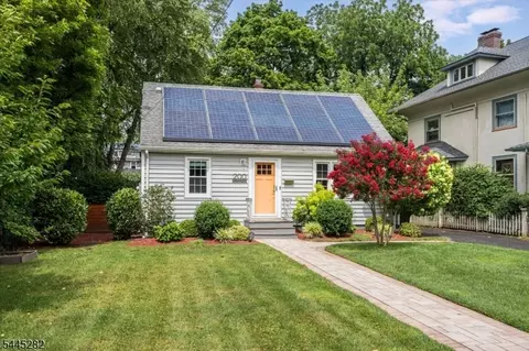 200 Grove St, Montclair, NJ 07042