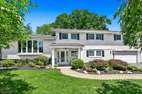 356 Longview Dr, Mountainside, NJ 07092