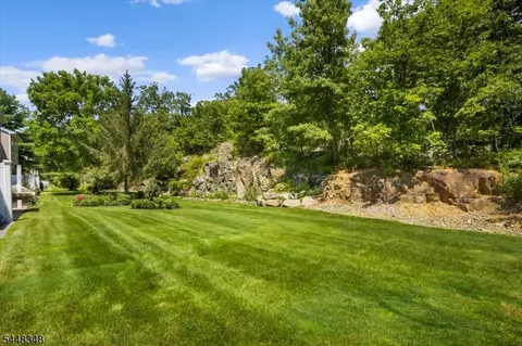 Exterior - 70 Carter Rd #70, Haskell, NJ 07420 photo 2 of 3