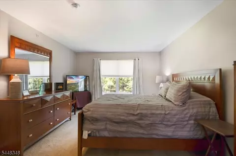 Bedroom - 70 Carter Rd #70, Haskell, NJ 07420 photo 2 of 3