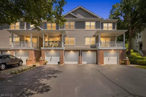 Exterior - 70 Carter Rd #70, Haskell, NJ 07420 photo 3 of 3