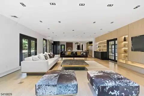 Living - 60 Brookside Dr, Upper Saddle River, NJ 07458 photo 4 of 6