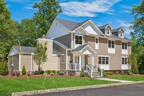 12 Rever Dr, Florham Park, NJ 07932