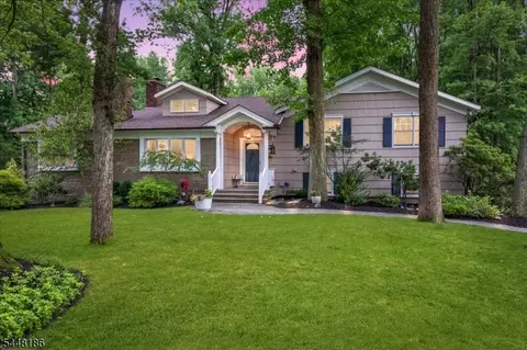 1979 Dogwood Dr, Scotch Plains, NJ 07076