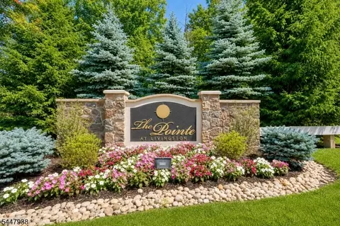 5103 Pointe Gate Dr #5103, Livingston, NJ 07039