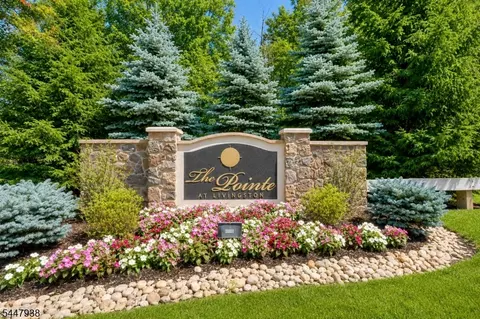 5103 Pointe Gate Dr #5103, Livingston, NJ 07039