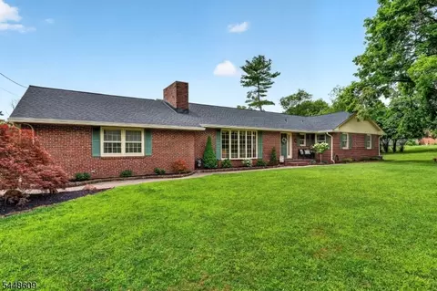155 Orchard Rd, Skillman, NJ 08558