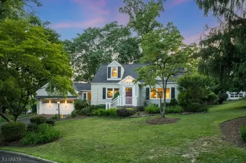 16 Sherman Pl, Morristown, NJ 07960