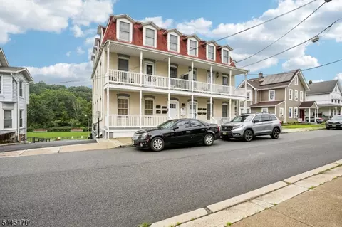 49-51 Wall St, Rockaway, NJ 07866