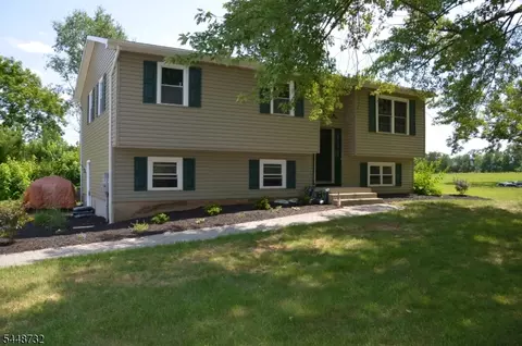 290 E Asbury Anderson Rd, Washington, NJ 07882
