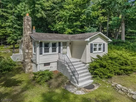 60 Fine Rd, High Bridge, NJ 08829