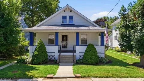 79 W Johnston St, Washington, NJ 07882