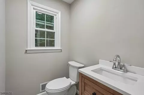 12 Apache Rd, Wayne, NJ 07470 photo 25