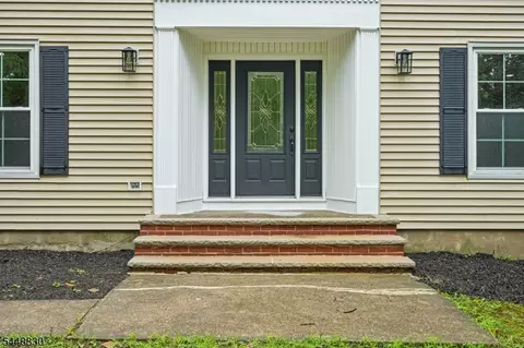 12 Apache Rd, Wayne, NJ 07470 photo 4