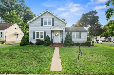 421 N Lincoln Ave, Middlesex, NJ 08846