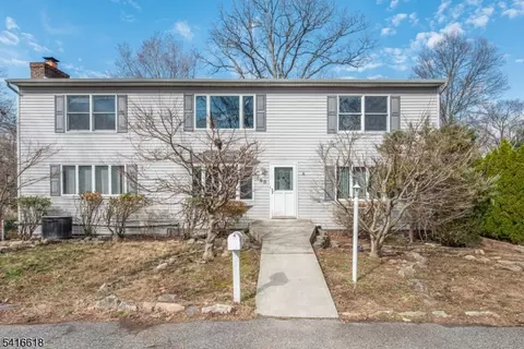 558 Beech St, Township Of Washington, NJ 07676