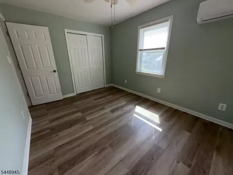 Bedroom - 6 Maple Ln, Hampton, NJ 08827 photo 2 of 2