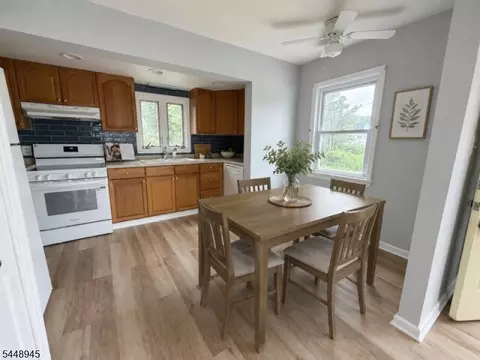Dining - 6 Maple Ln, Hampton, NJ 08827 photo 1 of 1